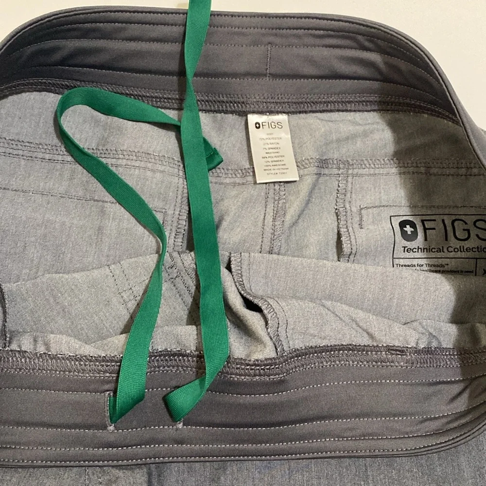 Figs Axim Cargo Scrub Pants